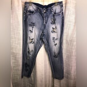 VENUS Women’s Embroidered Blue Denim Jeans 2X NWOT